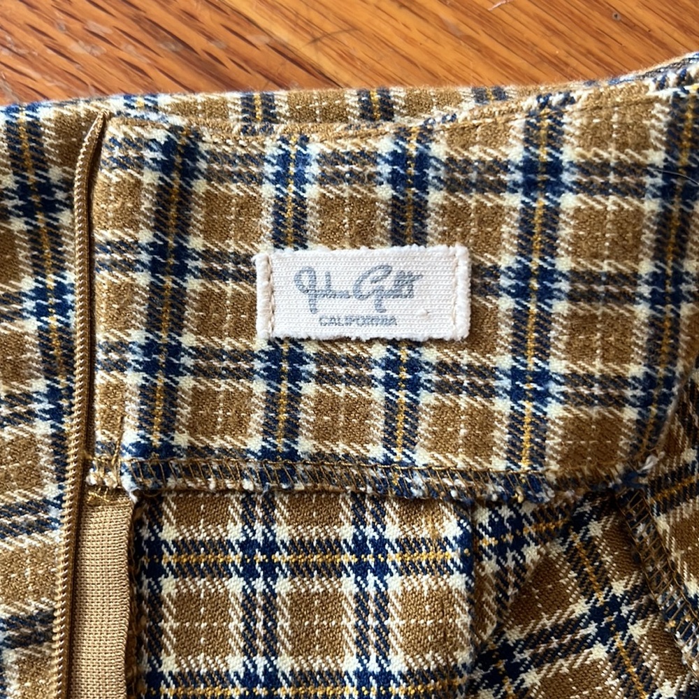 Brandy Melville, John Galt plaid yellow mini skirt. - Picture 3 of 3